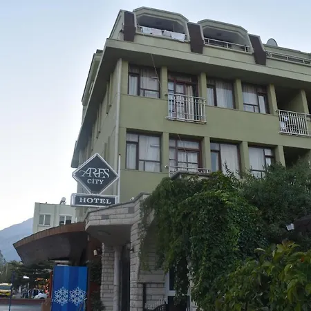 Ares City Hotel